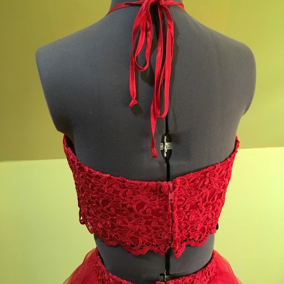 Size 2 David’s bridal dress - Picture 6 of 8